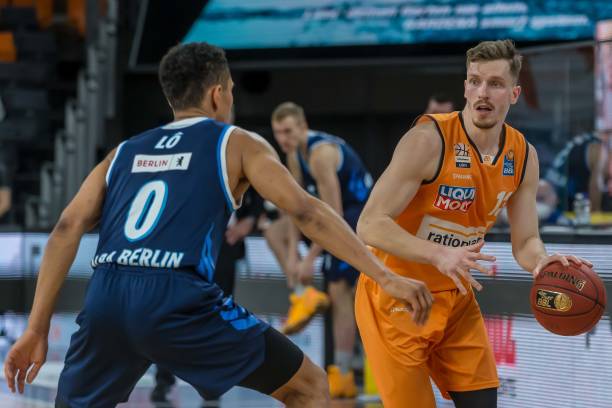 通过这种幽 通过这种幽