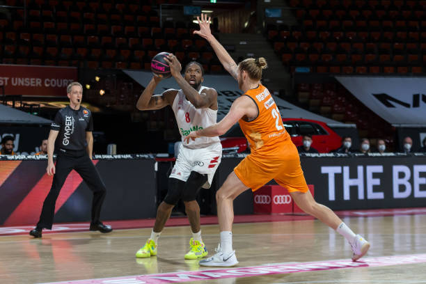 半场零射门 半场零射门