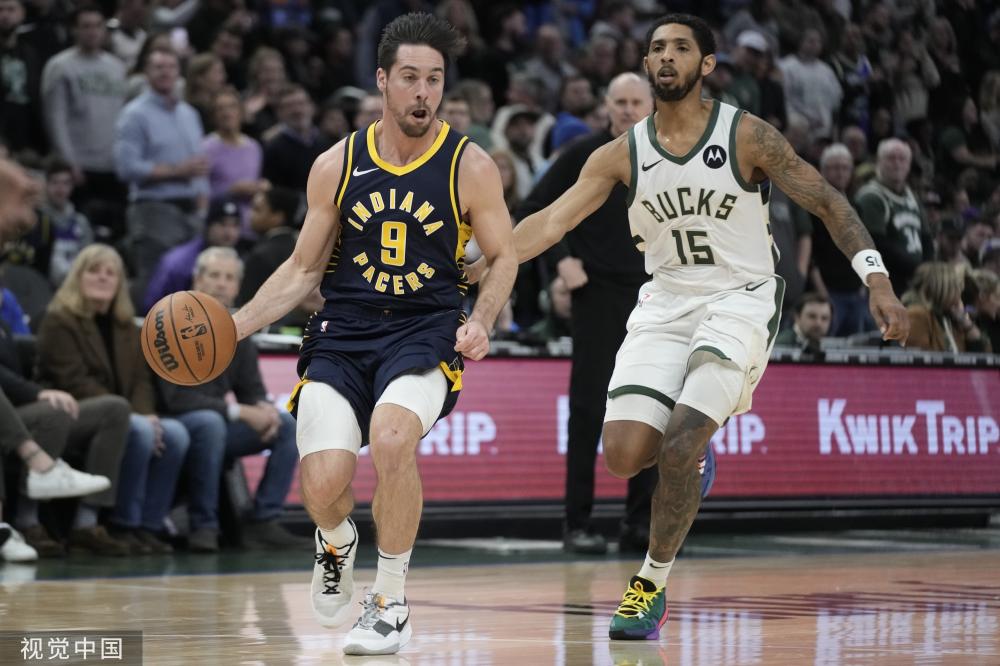 都充满了悬 都充满了悬